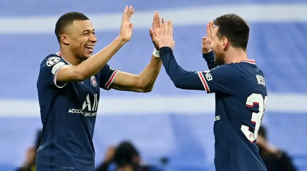 Mbappé y Messi ganaron dos títulos en el PSG. (Foto: Getty Images)