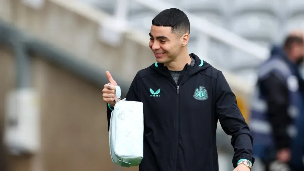 Miguel Almirón, mediocampista paraguayo de Newcastle.