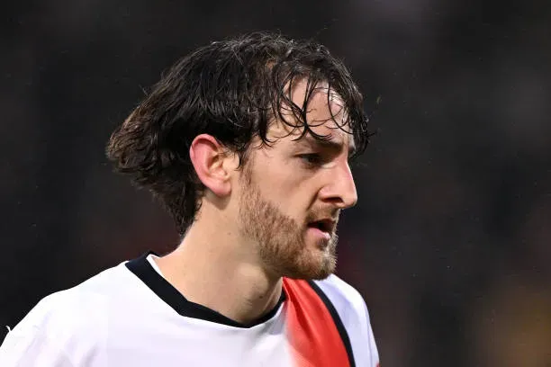 Tom Lockyer ya había sufrido un episodio similar ante Conventry, en la final por el ascenso. (Photo by Mike Hewitt/Getty Images)