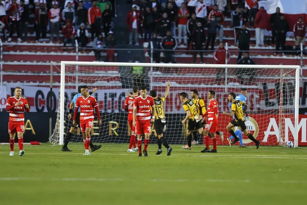 River cayó 3 a 1 ante The Strongest en la edición 2023. (Foto: Getty).