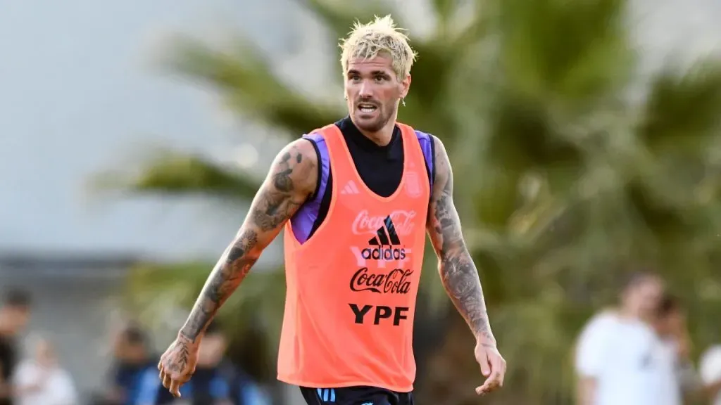 Rodrigo de Paul, entrenando con la Selección Argentina.
