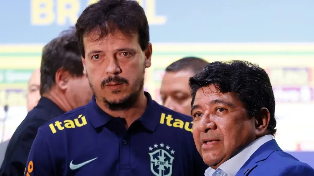 Ednaldo Rodrigues, destituido presidente de la CBF, junto al interino de Brasil, Fernando Diniz (Getty Images).