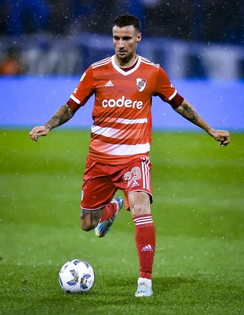 Emanuel Mammana podría seguir su carrera en Libertad de Paraguay. (Foto: Getty).