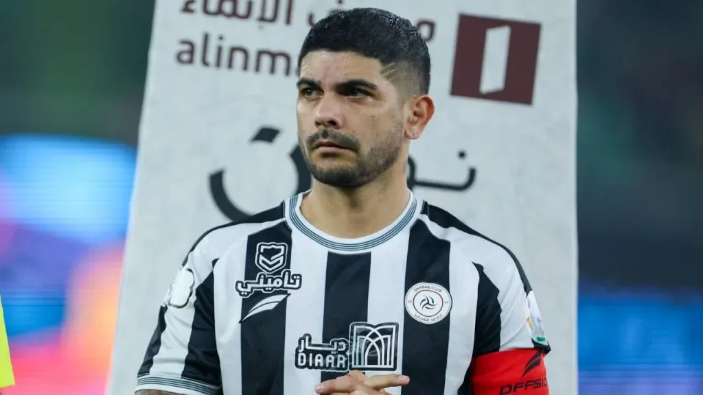 Banega, capitán y figura de Al Shabab.
