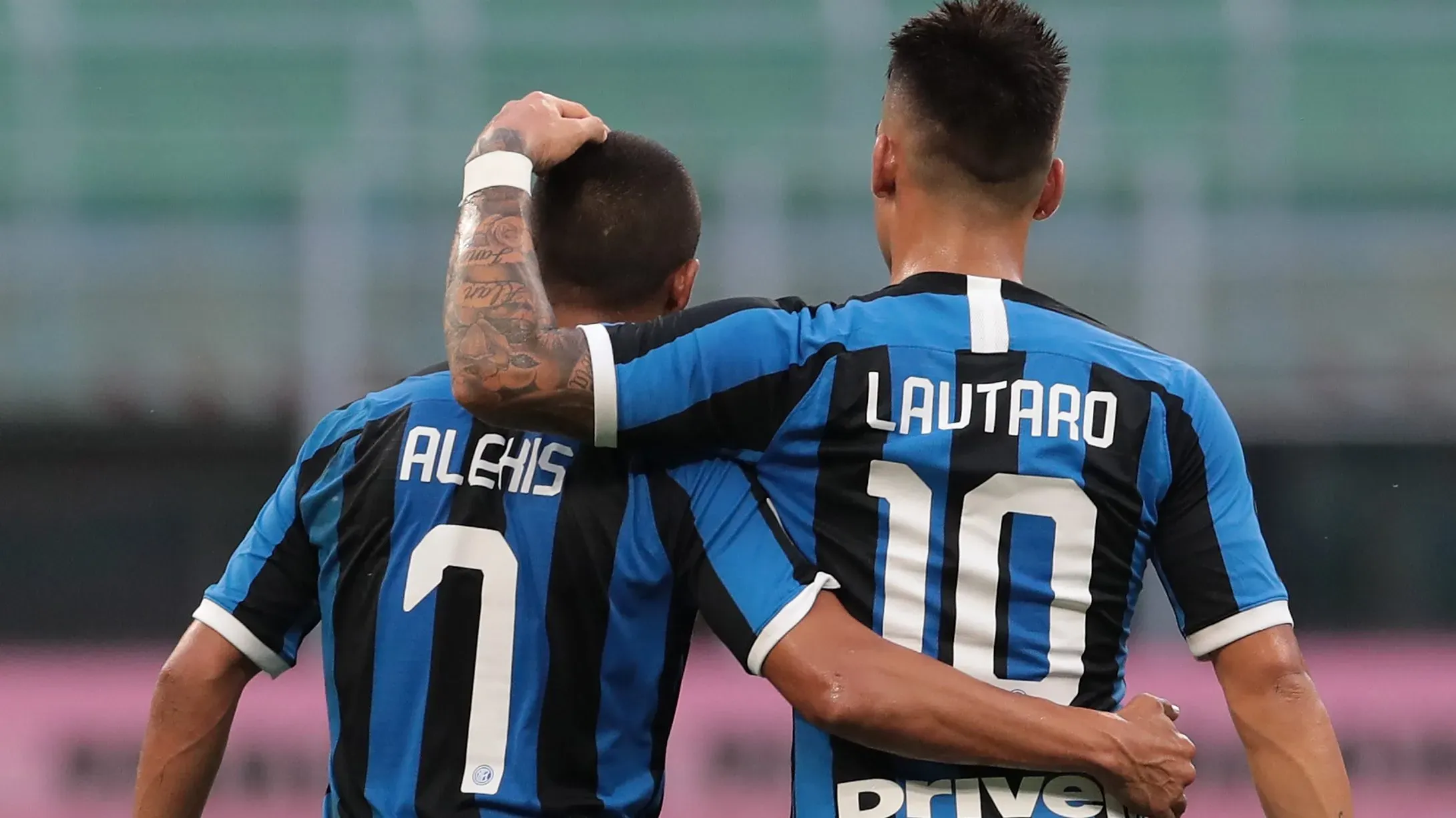 Alexis Sánchez y Lautaro Martínez. Tranquilamente podría haber espacio para los dos en el Inter de Milán.Getty Images.