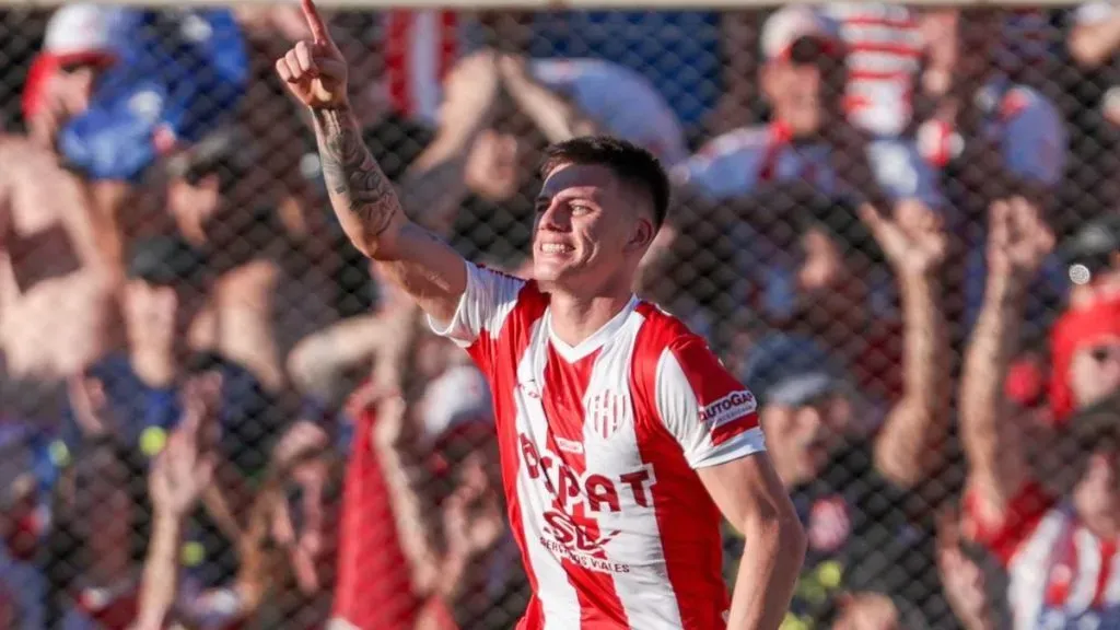 Kevin Zenón festejando un gol de Unión. (Prensa Unión)