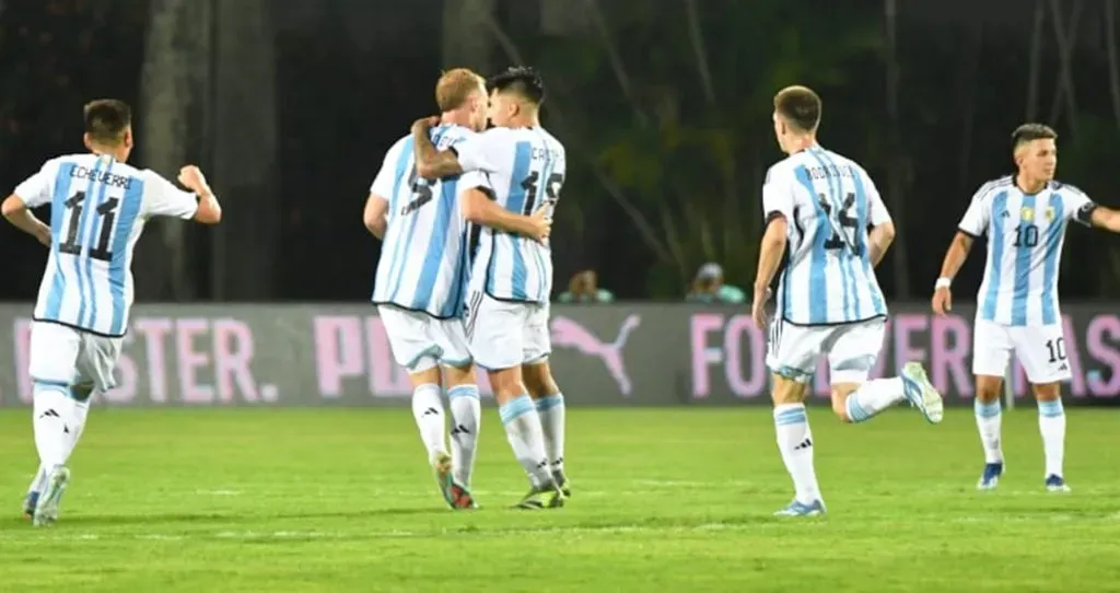 La Selección Argentina inició su camino en el Preolímpico con un empate ante Paraguay. @Argentina.