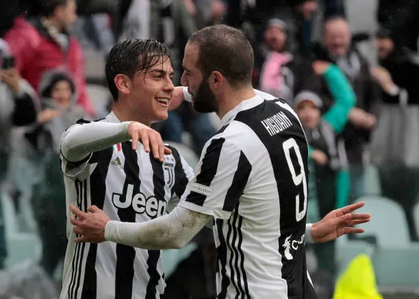 Higuaín y Dybala fueron letales durante la Temporada 2016/17. (Photo by Loris Roselli/NurPhoto via Getty Images).