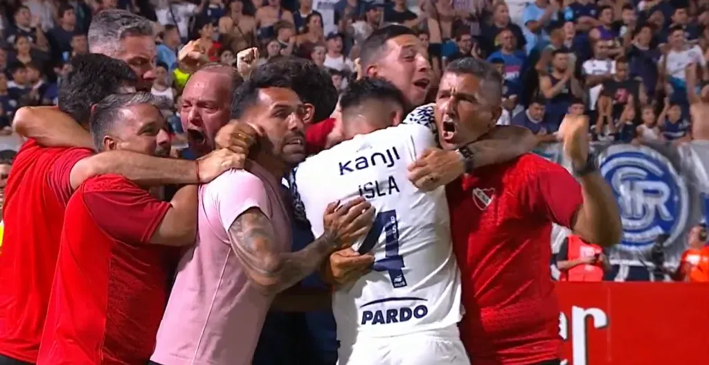 La IA considera a Independiente como el tercer grande.