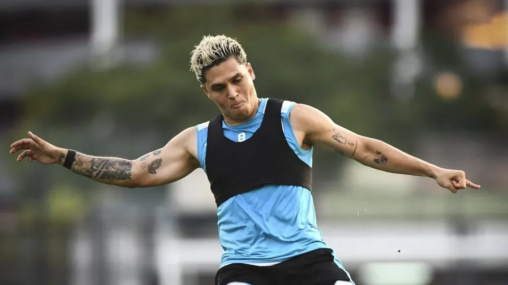 Juanfer Quintero entrenando con Racing. (Foto: Prensa Racing)
