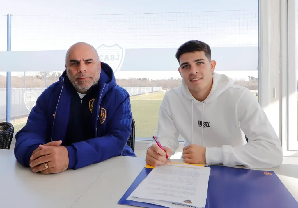 Taborda renovó su contrato antes de irse cedido a Platense. (Prensa Boca)