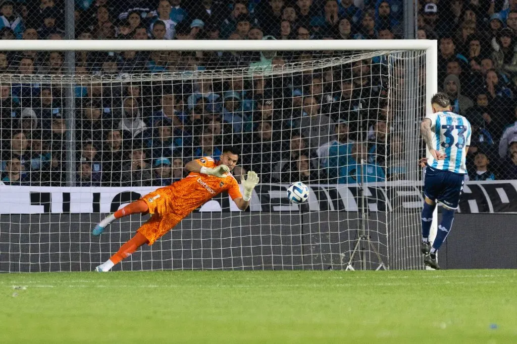 Romero, una máquina de atajar penales en Boca. (Foto: Imago)