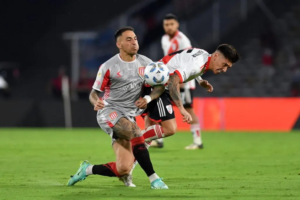 Matías Kranevitter en el duelo con Estudiantes de La Plata por la Supercopa Argentina.