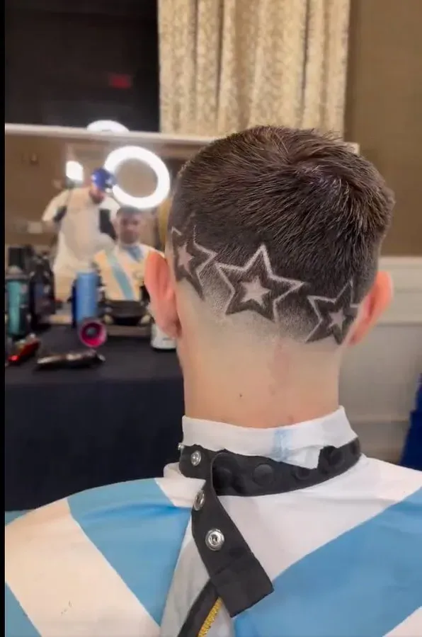 El nuevo look de Dibu Martínez.