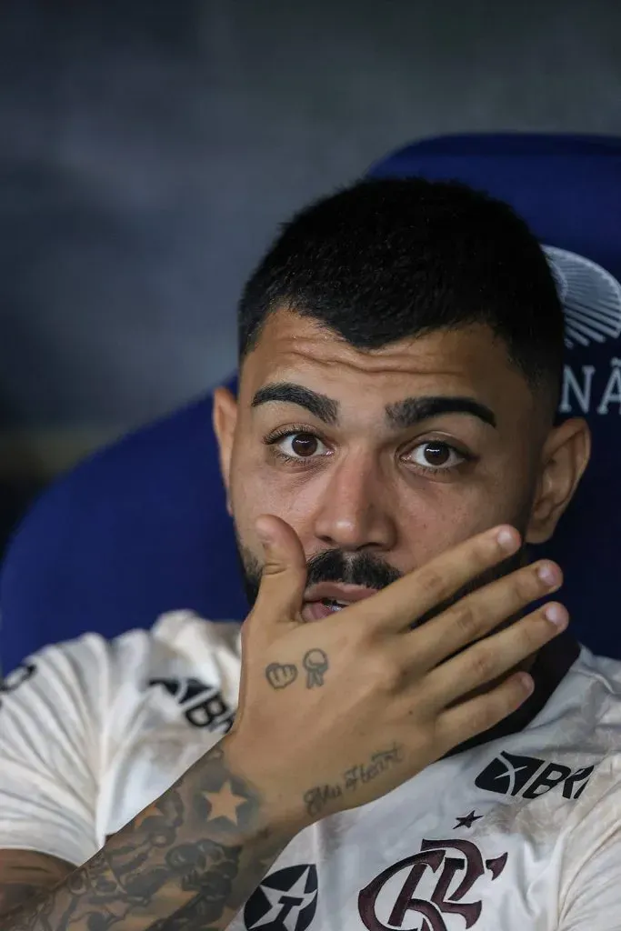 Gabigol recibió una dura sanción. (IMAGO / Pera Photo Press).