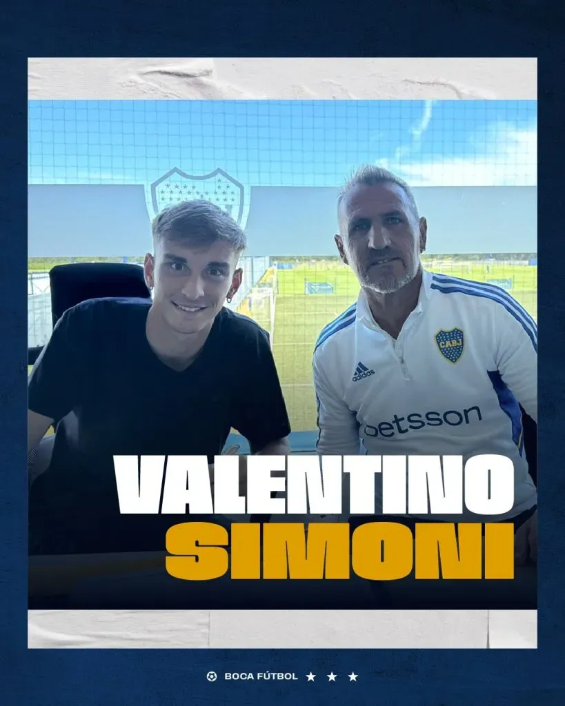 Valentino Simoni firmó su primer contrato con Boca.