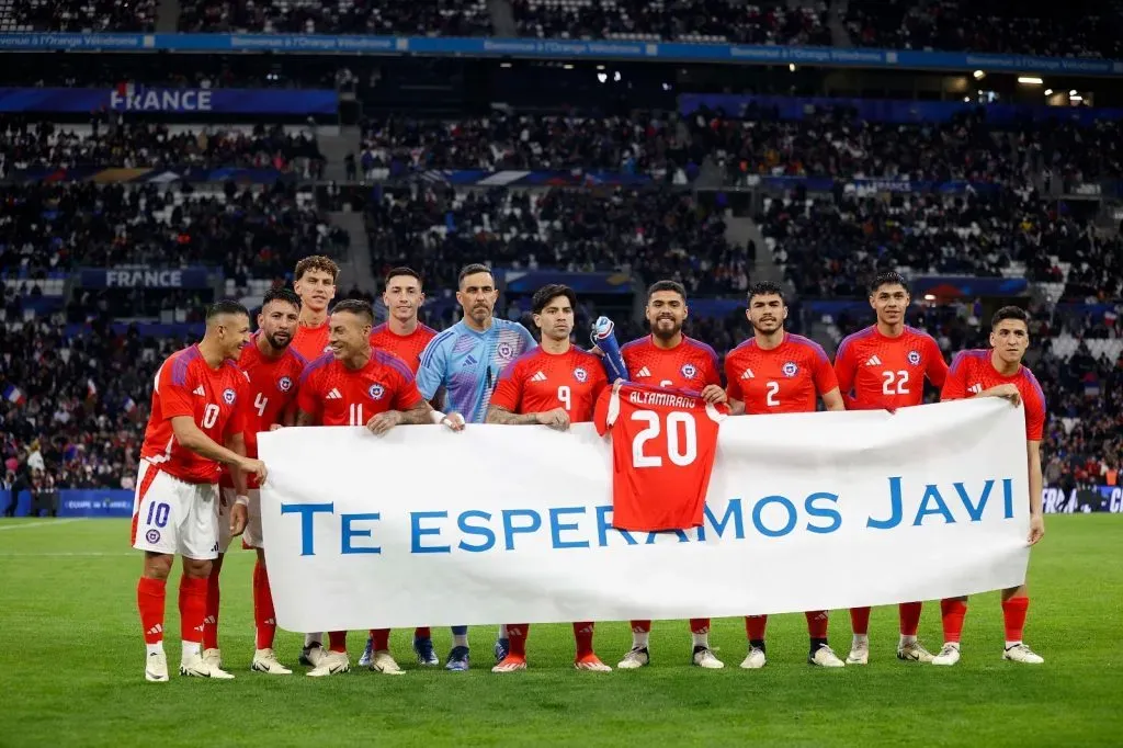 En Chile bancaron a Altamirano. (Foto: @LaRoja)