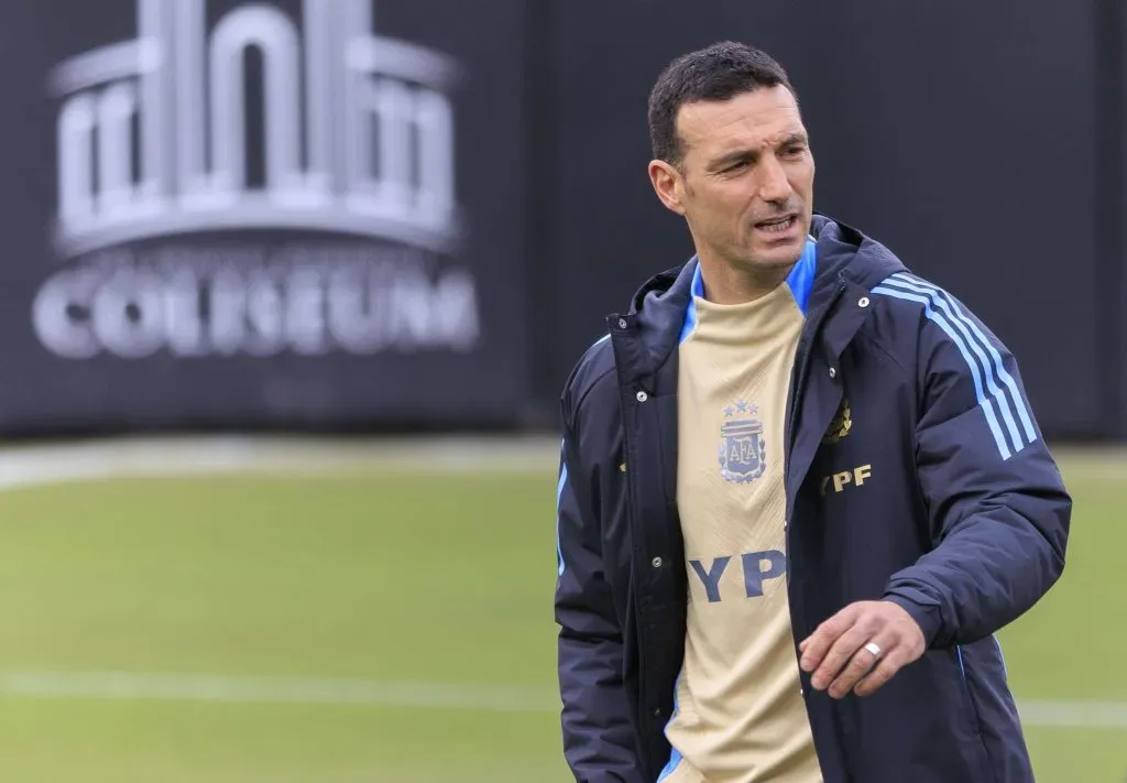 Scaloni destacó la personalidad de Argentina ante Ecuador.