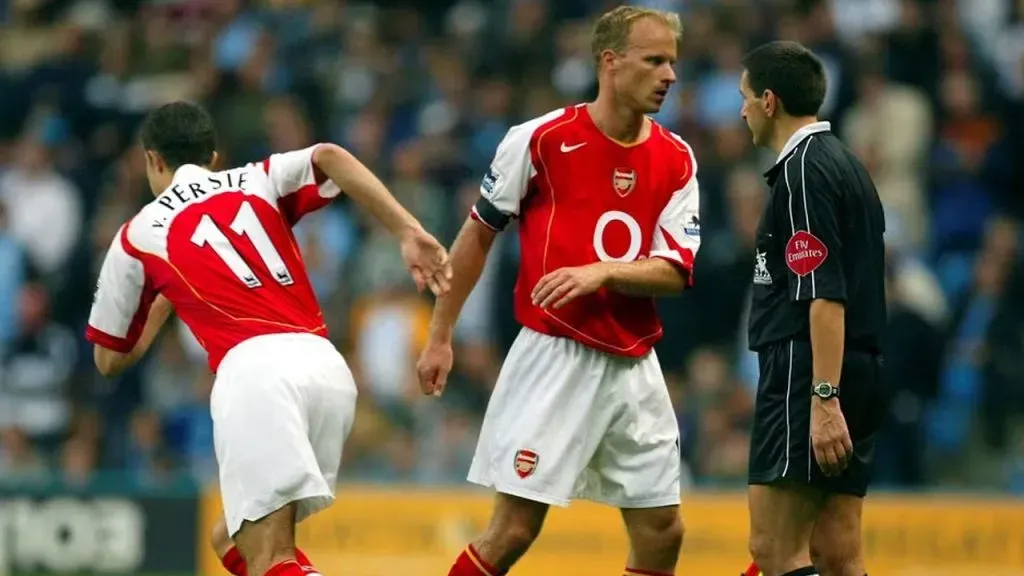 Llegó al Arsenal para reemplazar a la leyenda Dennis Bergkamp, su compatriota.