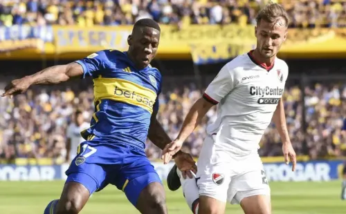 Luis Advíncula, una de las figuras de Boca.