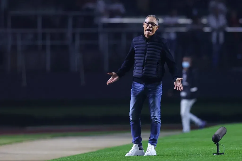 Holan se había dicho dispuesto a volver a dirigir a Independiente.