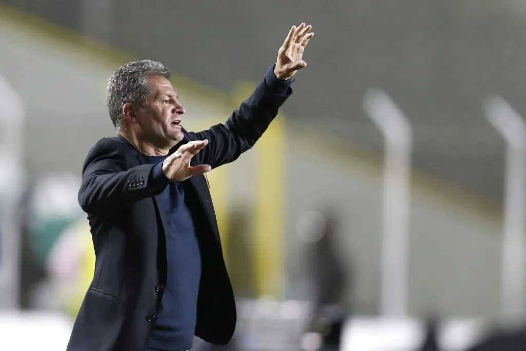 Biaggio no es más el DT de Nacional Potosí. (Foto: Getty Images)