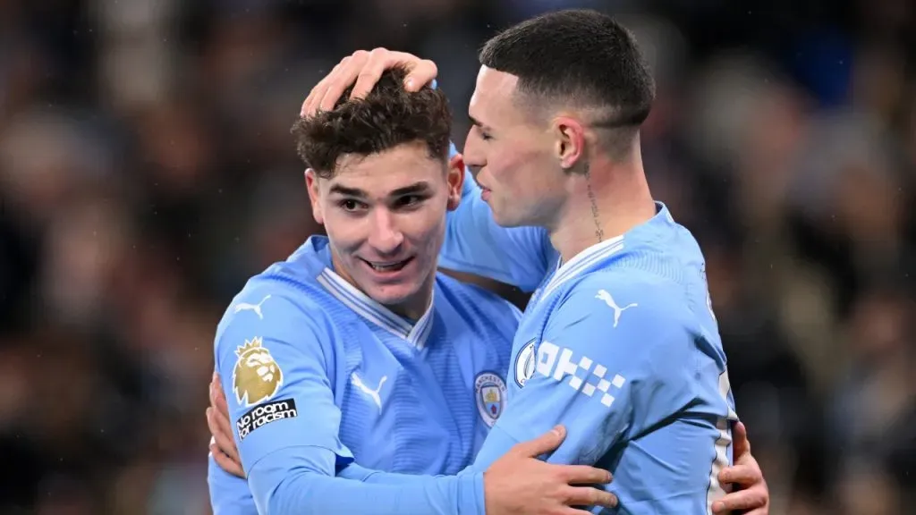 Julián Álvarez y Phil Foden, figuras de Manchester City durante la primera parte de la temporada.