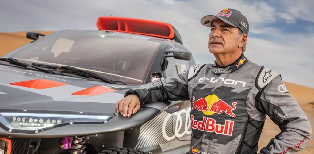 Carlos Sainz ganó el Dakar con Audi y ahora su hijo podría ser la cara de la escudería en la F1.