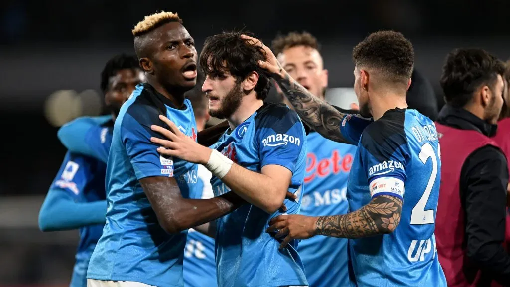 Napoli viene de ser campeón en Italia, pero esta temporada se encuentra lejos de los primeros planos.