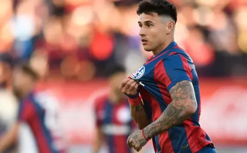 Adam Bareiro, el delantero de San Lorenzo que gusta en Boca.