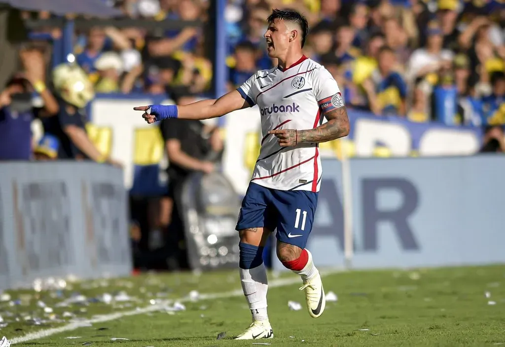 River se apunta a Adam Bareiro, que también estaría en los planes de Boca.