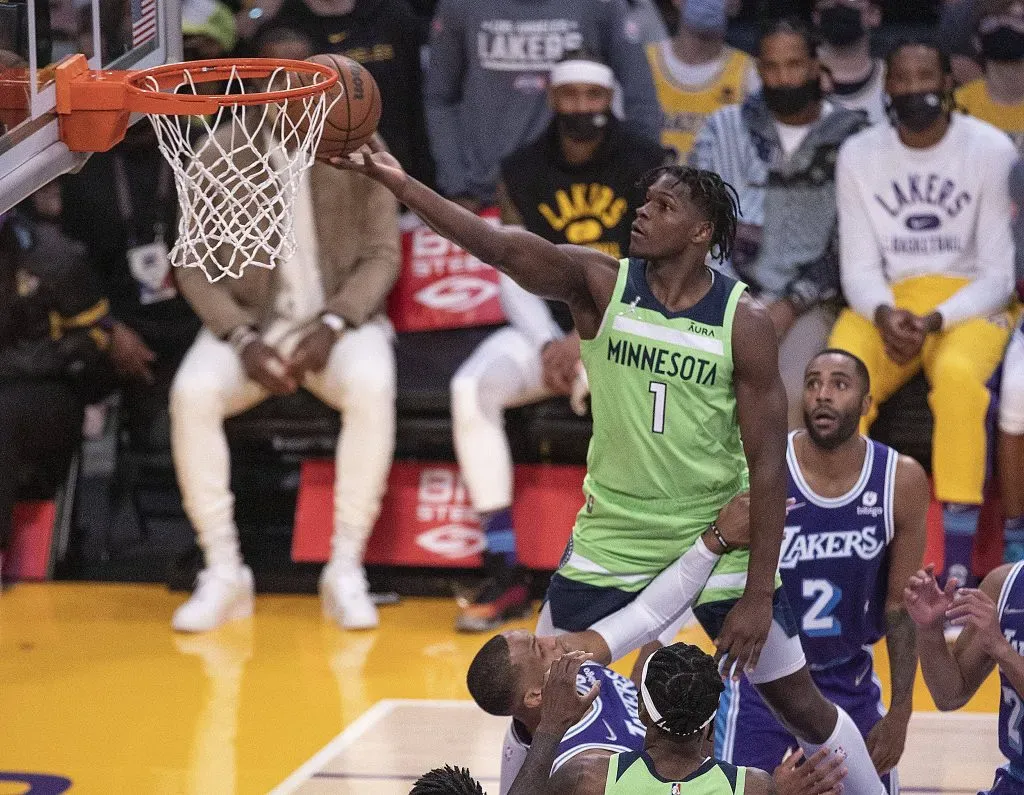 Edwards en acción en Minnesota