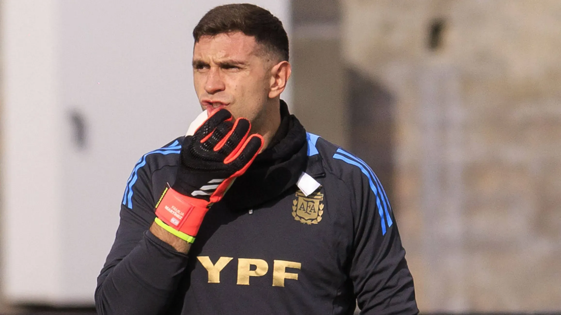 Emiliano Martínez dijo públicamente que quiere estar en los Juegos Olímpicos de París 2024.