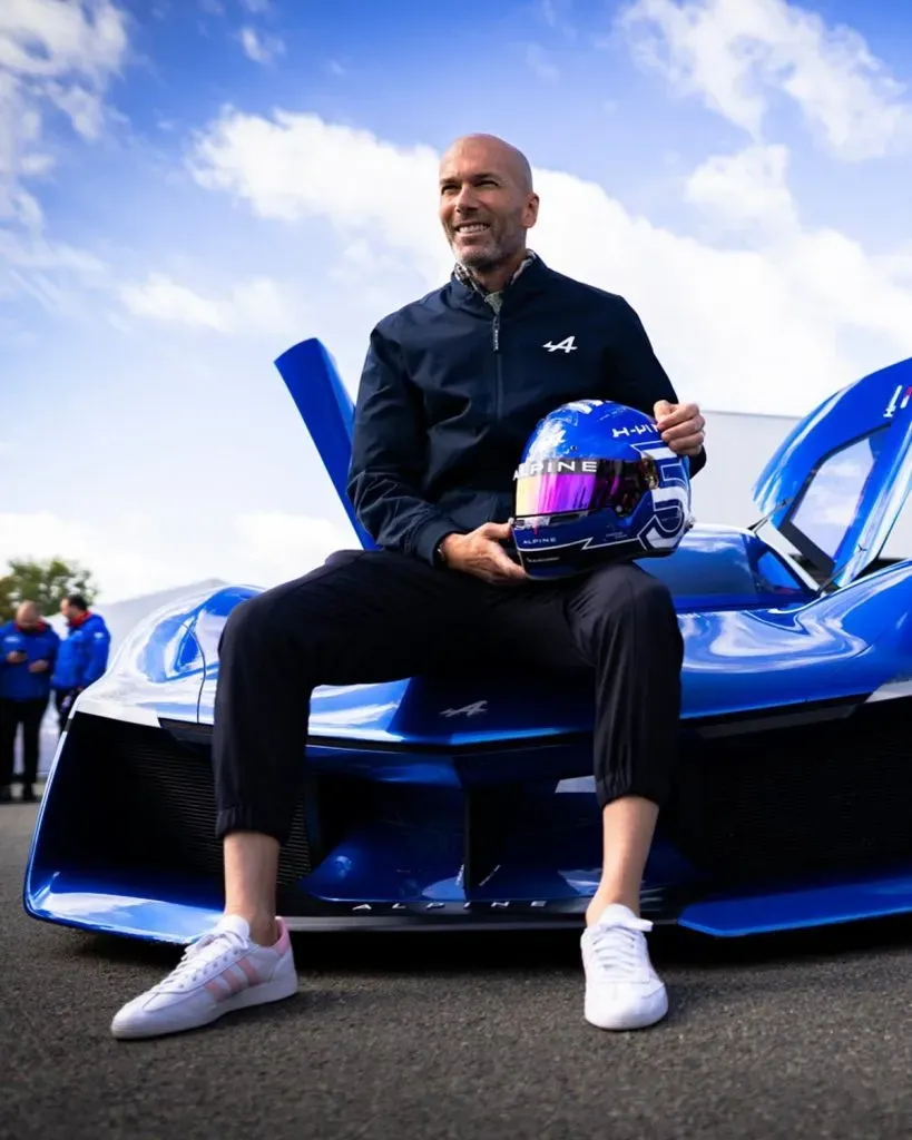 Zidane es embajador de Alpine desde el año pasado.