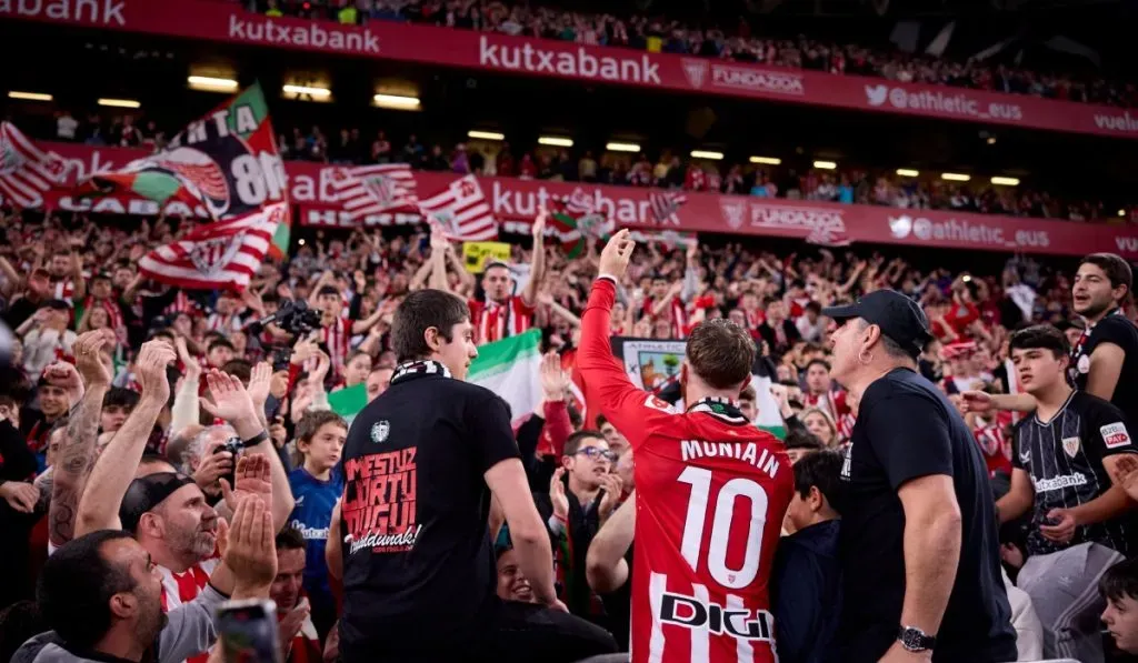 Muniain en su despedida de Athletic Bilbao, donde fue ídolo y capitán. (Foto: IMAGO)