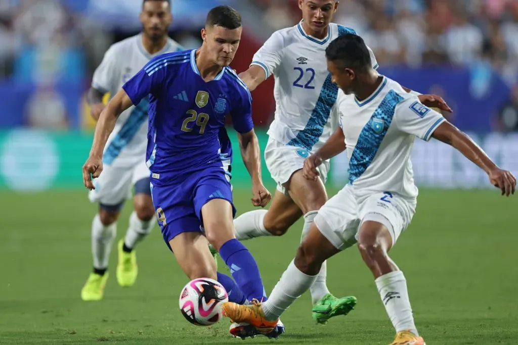 Carboni utilizó la 29 en la gira previa a la Copa América. (Foto: Getty).