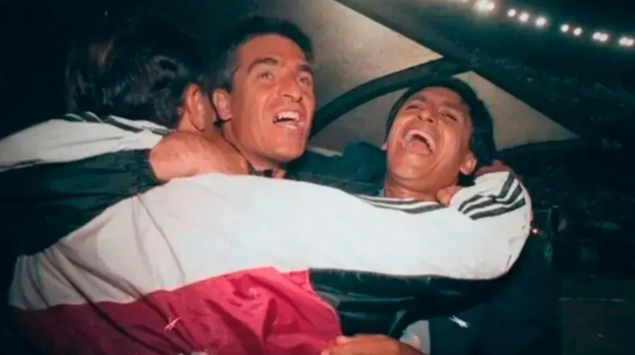 Omar Labruna y Ramón. (Foto: Prensa River).