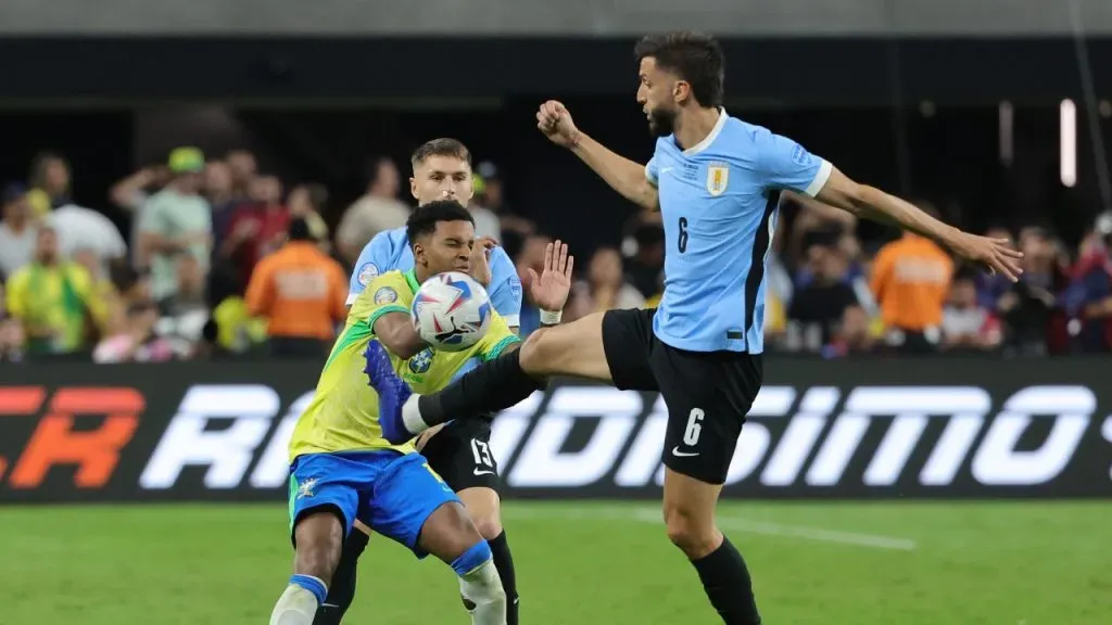 Rodrigo Bentancur, mediocampista de Uruguay (Ethan Miller/Getty Images).