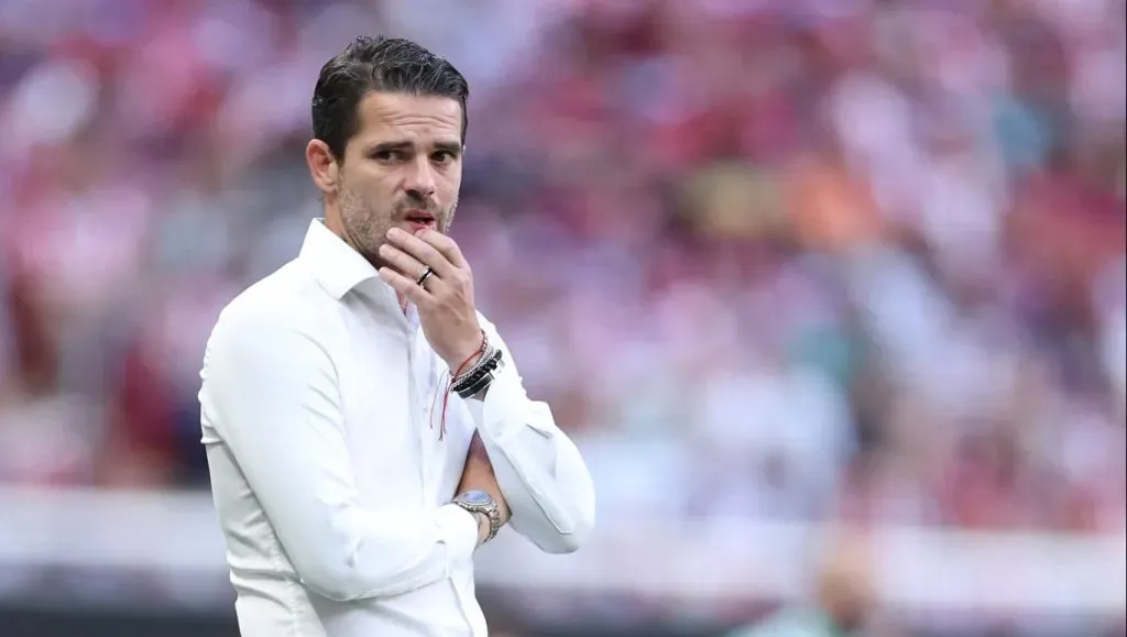 Fernando Gago durante su estadía en Chivas.