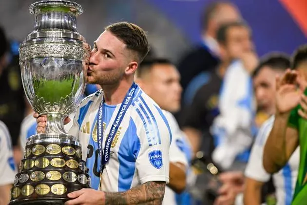 Alexis Mac Allister, campeón en Estados Unidos con la Selección Argentina.