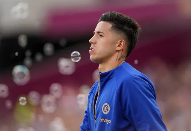 Enzo Fernández tendrá que enfrentarse a la Justicia de Inglaterra en su regreso al Chelsea.