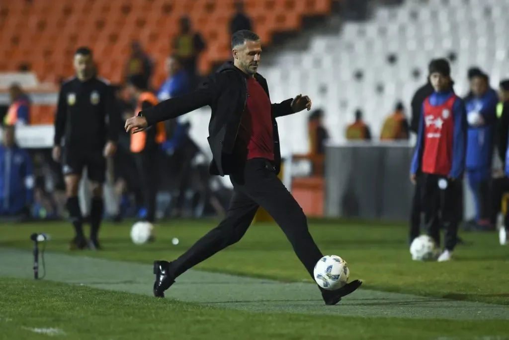 Martín Demichelis en el partido ante Godoy Cruz. (Foto: Getty).
