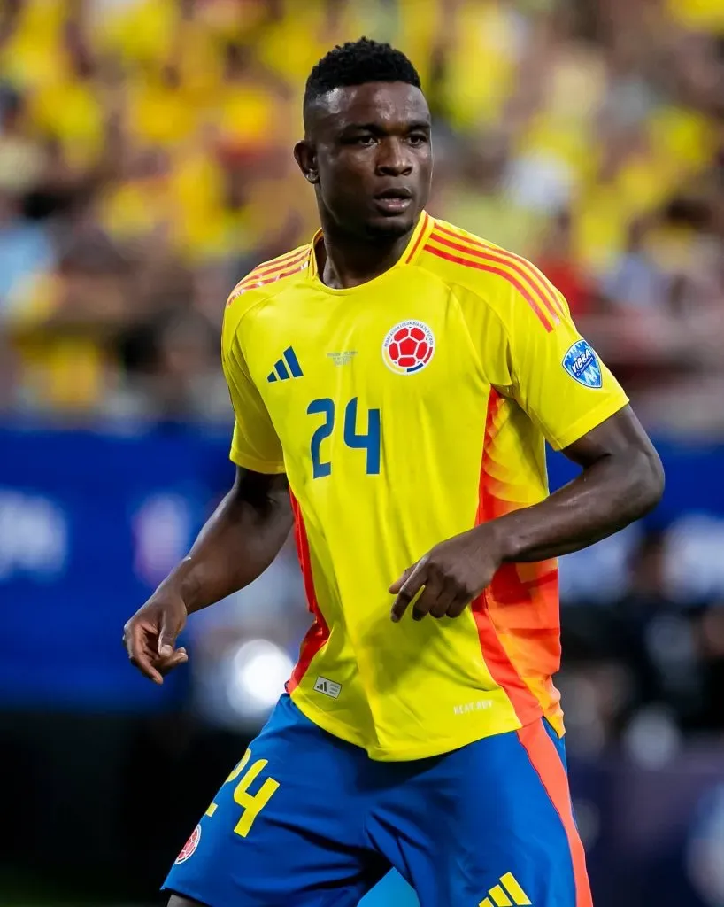 Jhon Córdoba en la Copa América.