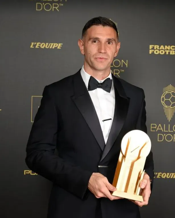 Emiliano Martínez, ganador del Lev Yashin 2023.