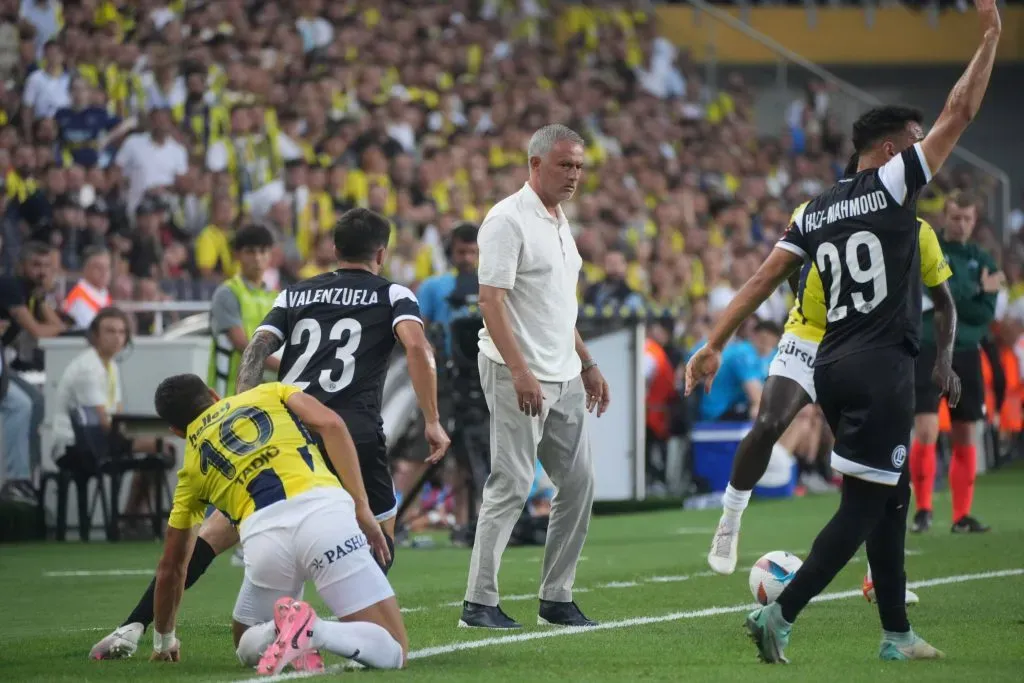 Mourinho quiere llevar al Fenerbahce a la fase principal de Champions League.