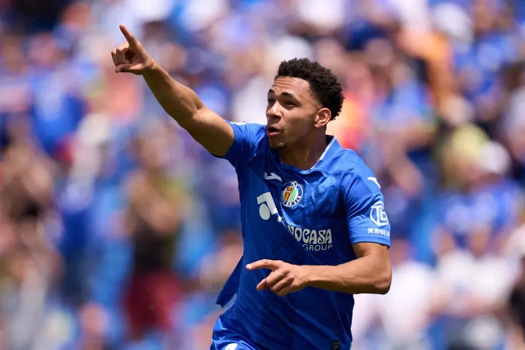 Gastón Álvarez celebrando un gol en Getafe, su último equipo. (Getty Images)