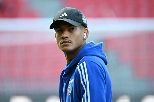 Ángelo Gabriel no llegó a jugar ni un partido con el Chelsea desde su fichaje en 2022. IMAGO