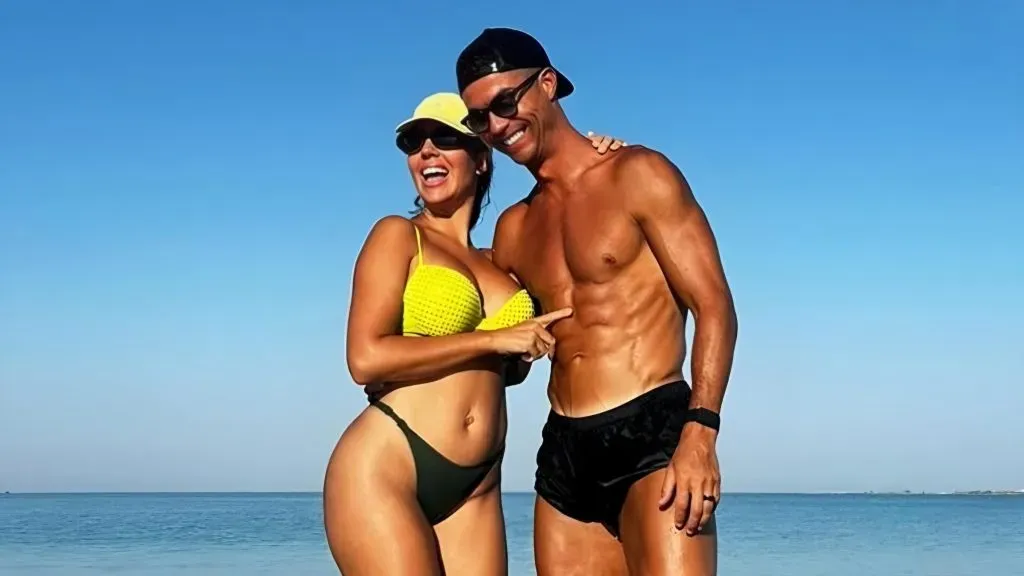 Cristiano Ronaldo y Georgina Rodríguez quedaron maravillados con el Mar Rojo.