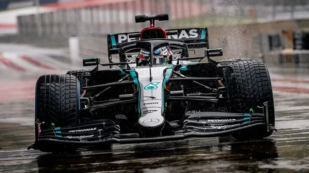 Kimi Antonelli ya hizo sus primeros tests con Mercedes, y ahora podrá correr en un Gran Premio.
