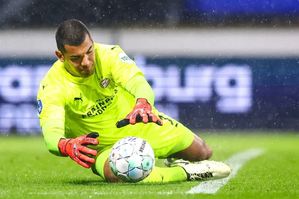 Walter Benítez ganó la Eredivisie con PSV en la última temporada. IMAGO